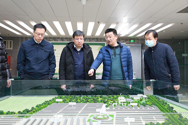 江苏省市场监管局夏海涛副局长来国家光伏质检中心调研