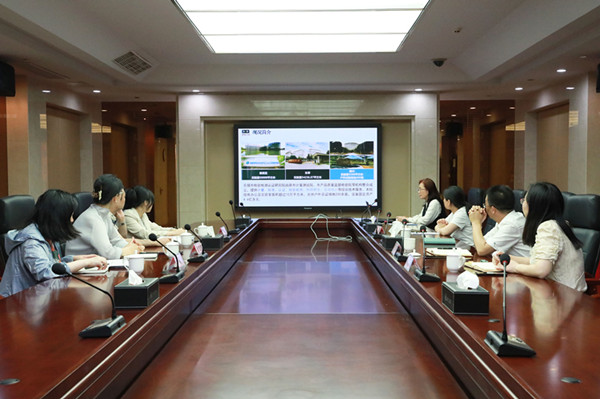 江苏省质量和标准化研究院莅临无锡检研院调研数字标准馆建设工作