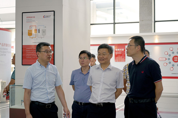 合肥市政府领导调研我院检验检测公共服务平台建设运行情况
